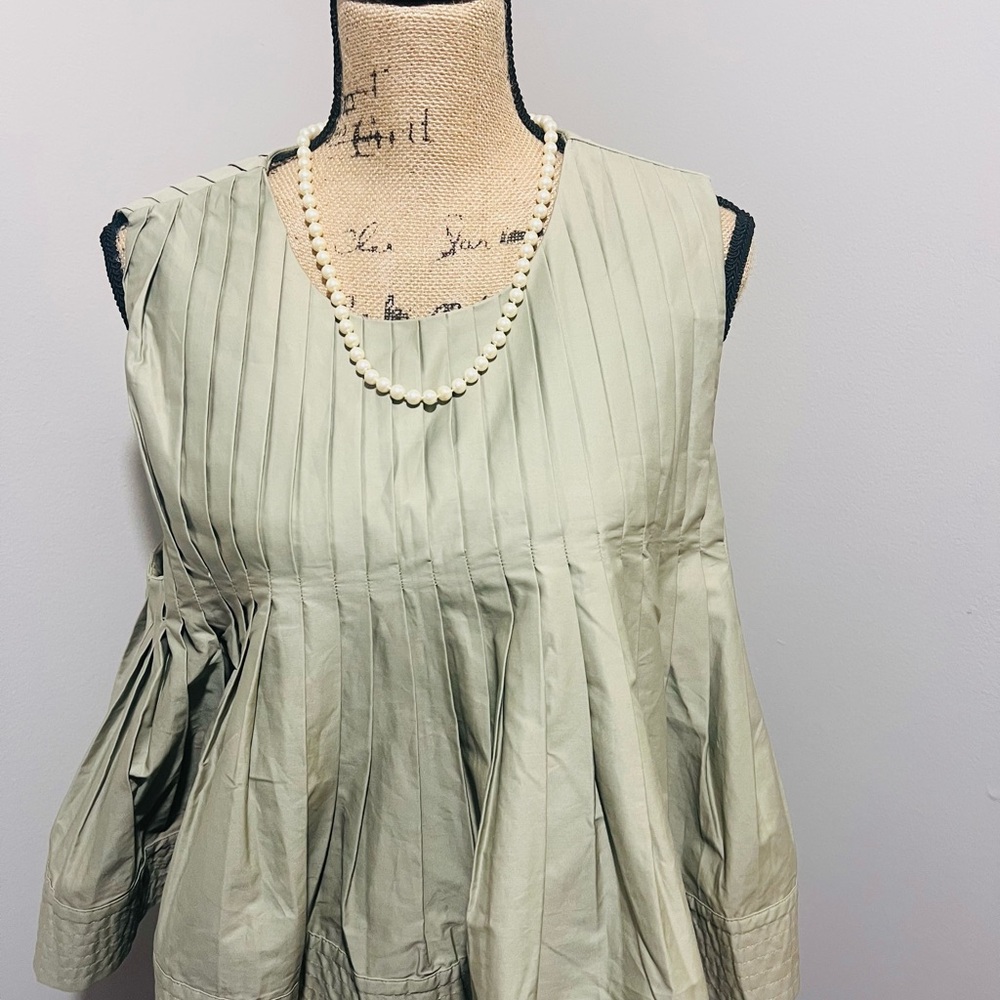 Elegant Pleated & Cropped Sleeveless Top - Green from Anthropologie